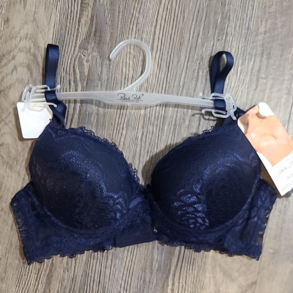 Set of 2 Navy & Red Lace Bras Size 34B - Picture 6 of 7